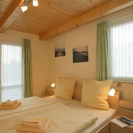 Zur Meeresbrise App 3 *